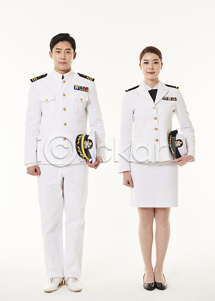 20대 남자 두명 성인 성인만 여자 한국인 JPG 앞모습 포토 서기 스튜디오촬영 실내 여군 전신 해군 해군복