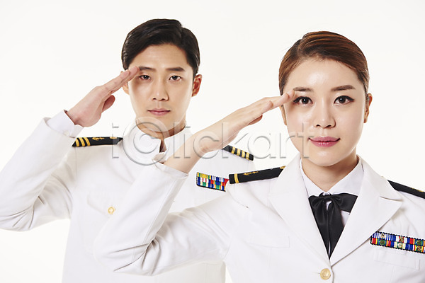 20대 남자 두명 성인 성인만 여자 한국인 JPG 앞모습 포토 경례 상반신 서기 스튜디오촬영 실내 여군 해군 해군복