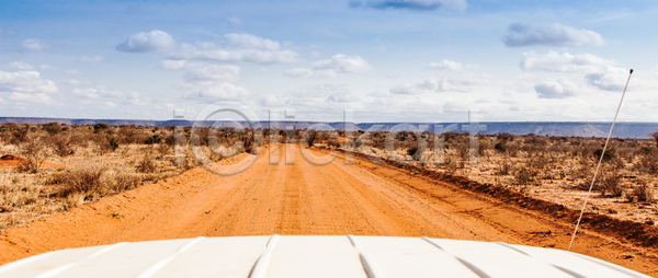 사람없음 JPG 포토 해외이미지 공원 그림자 도로 밭 사막 사바나 사파리 상상력 수평선 아프리카 야생동물 여행 여행객 오렌지 응시 자연 전국 지프 짐차 케냐 풍경 하늘 해외202004 해외포토 환경