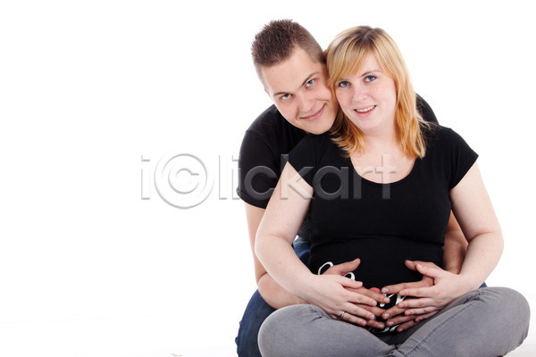 사랑 행복 두명 백인 어린이 여자 JPG 포토 해외이미지 2 고립 돌봄 임산부 임신 잡기 카피스페이스 커플 해외202004 흰배경