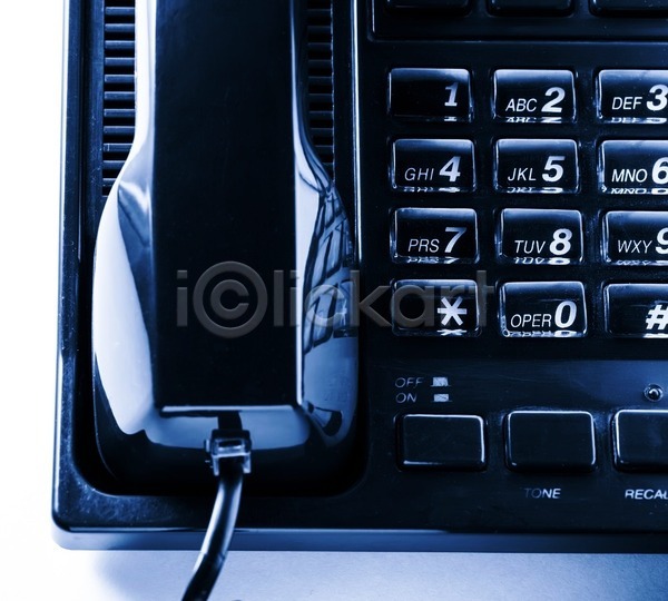 클래식 사람없음 JPG 포토 해외이미지 고립 구식 다이얼 디지털 부름 사무실 서비스 선 수화기 스크린 싱글 연결 옛날 장비 전화기 코드 키패드 통신 튜브 플라스틱 해외202004 핸드폰