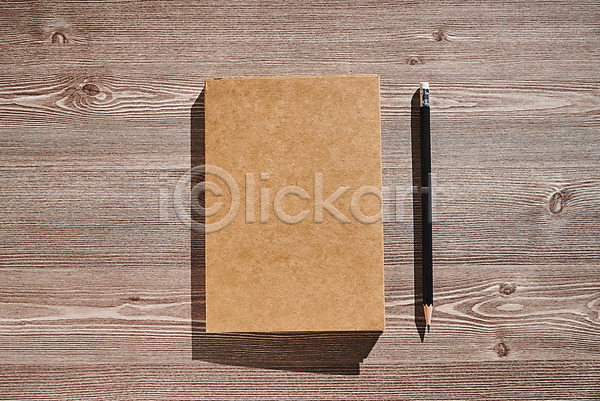 사람없음 JPG 포토 공책 나뭇결 목업 목재 연필 종이 책상 프레임