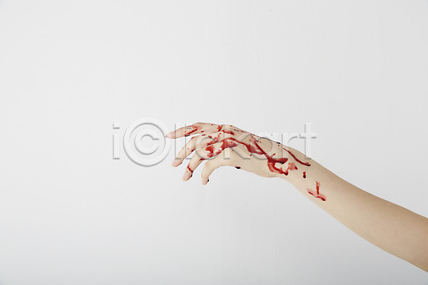 20대 성인 성인여자한명만 신체부위 여자 한명 JPG 포토 손 손짓 스튜디오촬영 실내 피 한손