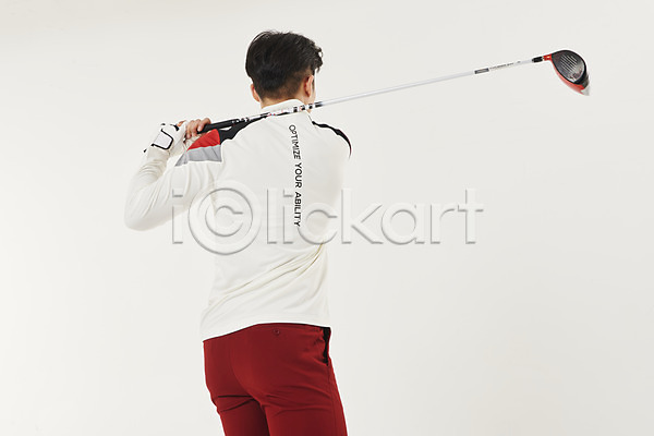 청춘(젊음) 20대 남자 성인 성인남자한명만 한국인 한명 JPG 뒷모습 포토 골프 골프채 들기 상반신 서기 스윙 스튜디오촬영 스포츠 실내
