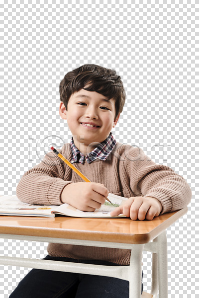 남자 사람 소년한명만 어린이 초등학생 한국인 한명 PNG 앞모습 편집이미지 교과서 미소(표정) 상반신 수업 앉기 어린이교육 의자 책상 편집소스