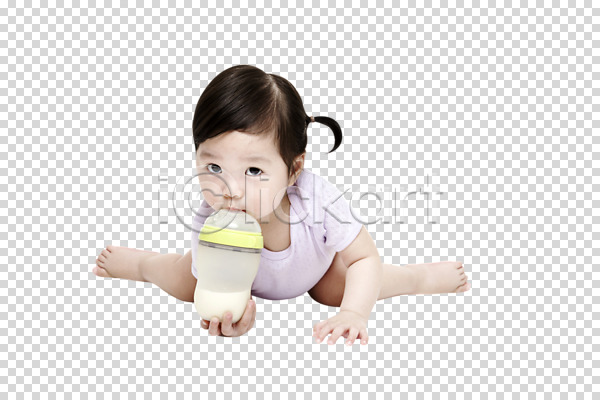 사람 아기 여자 여자아기한명만 한국인 한명 PNG 편집이미지 들기 먹기 물기(모션) 엎드리기 우유병 응시 전신 젖병 편집소스