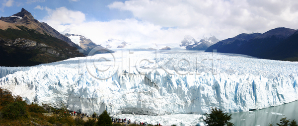 위험 추위 사람없음 JPG 포토 해외이미지 겨울 냉동 물 빙하 산 생태학 아르헨티나 얼음 여행 원정 자연 파란색 풍경(경치) 하늘 해외202004 호수 환경 황무지