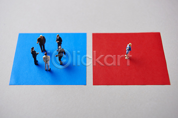 사회이슈 평등 사람없음 JPG 포토 미니어처 미투운동 빨간색 색종이 소외 제외 차별 캠페인 파란색 펜스룰