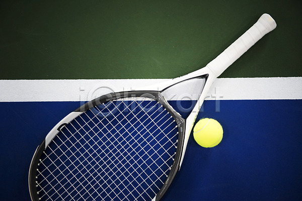 사람없음 JPG 포토 바닥 실내 테니스 테니스공 테니스라켓 테니스용품 테니스장 파란색 한개