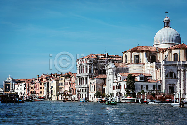 사람없음 JPG 포토 건물 관광지 배(교통) 베네치아 수로 야외 운하 유럽 유럽풍경 이탈리아 주간 주택 풍경(경치) 하늘 해외 해외풍경