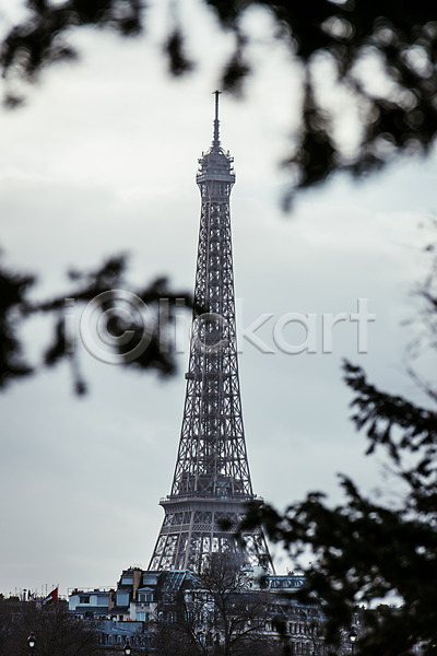 사람없음 JPG 아웃포커스 포토 건물 나무 랜드마크 야외 에펠탑 유럽 유럽풍경 주간 파리(프랑스) 풍경(경치) 프랑스 해외 해외풍경