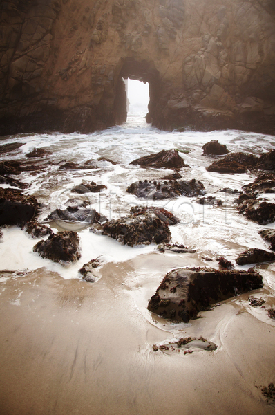 사람없음 JPG 포토 해외이미지 미국 바다 바위 야외 주간 캘리포니아 터널 해변 해외202004 해외풍경