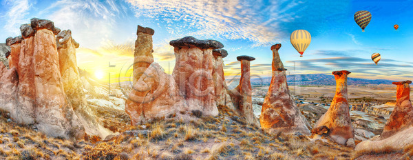 건조 특별함 사람없음 JPG 포토 해외이미지 곡선 광선 노란색 바위 배너 버섯 부식 분홍색 빨간색 사암 산 석회암 암초 언덕 여행 외관 일몰 일출 저녁 지역 지질학 칠면조 카파도키아 튀르키예 파노라마 파란색 풍경 풍선 하늘 해외202004 해외포토 황혼