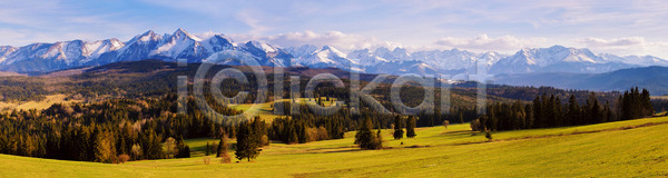 사람없음 JPG 포토 해외이미지 4월 가문비나무 계곡 계절 구름 나무 노란색 농업 눈내림 맑음 목재 밭 백그라운드 봄 산 숲 슬로바키아 시골 언덕 여행 울타리 유럽 자연 전나무 절정 초록색 파노라마 파란색 폴란드 풍경 하늘 하이킹 해외202004 해외포토 휴가 흰색