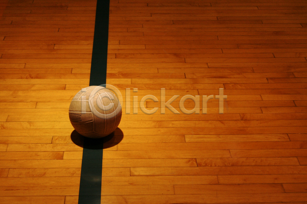 청춘(젊음) 사람없음 JPG 포토 해외이미지 갈색 농구 농구공 농구장 백그라운드 스포트라이트 카피스페이스 해외202004