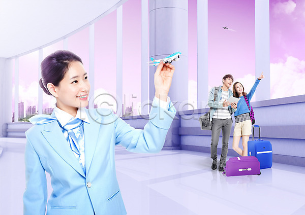 즐거움 20대 남자 사람 성인 성인만 세명 여자 한국인 PSD 앞모습 편집이미지 가리킴 공항 미소(표정) 비행기 비행기모형 빌딩 상반신 승무원 여행 유니폼 전신 창가 캐리어 커플