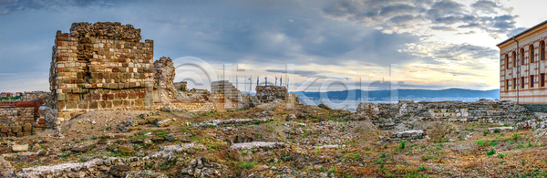 사람없음 JPG 포토 해외이미지 건축양식 골동품 구시가지 도시 바다 박물관 벽 불가리아 비잔틴 산책로 섬 성 아침 야외 여름 여행 역사 유럽 탑 파노라마 파멸 풍경 해외202004 해외포토 휴가 휴양지
