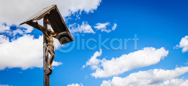 믿음 사람없음 JPG 포토 해외이미지 갈색 고립 교회 귀족 기도 기독교 목재 백그라운드 복고 부활절 성경 수확 숭배 신성 신앙심 심볼 십자가 영혼 예수 옛날 우주 이탈리아 전통 조각 조각상 종교 죽음 천주교 카피스페이스 컨셉 파란색 하늘 해외202004 해외포토 희생