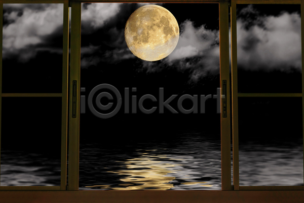 사람없음 JPG 포토 해외이미지 구름(자연) 달 반사 보름달 야간 야외 창문 해외202004