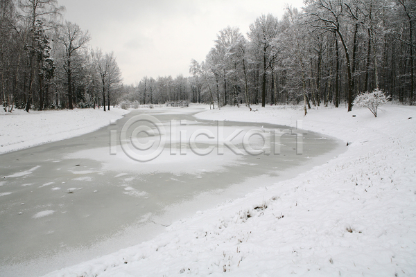 사람없음 JPG 포토 해외이미지 강 겨울 겨울풍경 눈(날씨) 빙판 야외 자연 주간 해외202004
