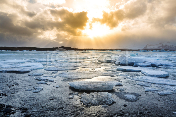 사람없음 JPG 포토 해외이미지 겨울 겨울풍경 구름(자연) 바다 빙하 아이슬란드 야외 자연 주간 하늘 해외202004