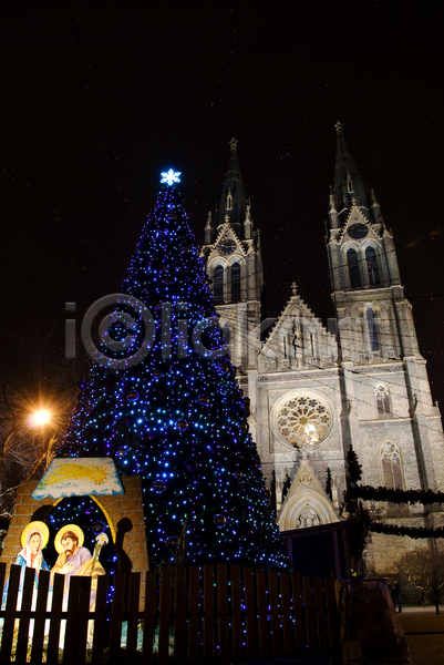 사람없음 JPG 포토 해외이미지 건축양식 고딕 교회 나무 성당 야간 유럽 장식 전등 중세 체코 크리스마스 탑 프라하 해외202004
