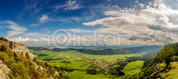사람없음 JPG 포토 해외이미지 계곡 구름 벽 산 숲 여행 오스트리아 유럽 점 초록색 큼 태양 파노라마 풍경 하늘 해외202004 해외포토 휴가