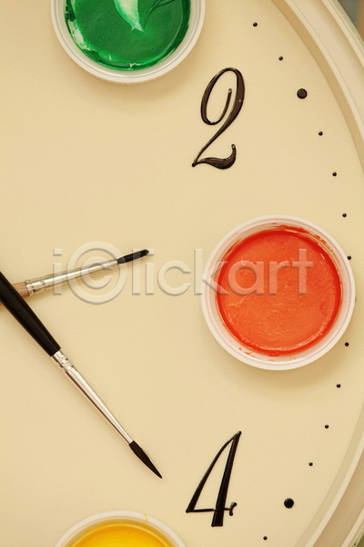 사람없음 JPG 포토 해외이미지 미술 백그라운드 붓 비즈니스 손목시계 숫자 시간 시계 심볼 예술가 원형 이젤 창조 컨셉 페인트 해외202004 화살