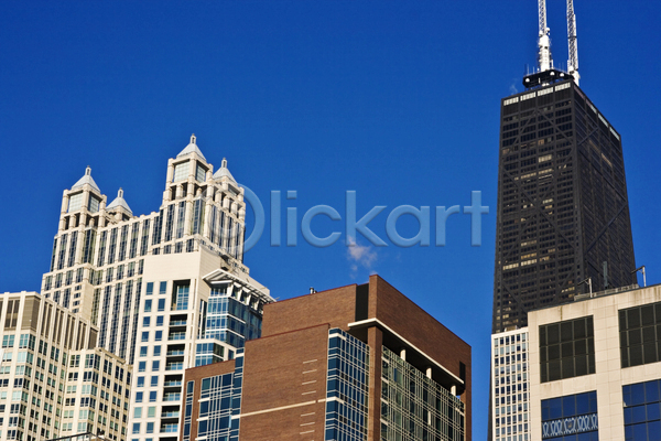 사람없음 JPG 포토 해외이미지 건물 고층빌딩 도시 도시풍경 맑음 시카고 야외 주간 하늘 해외202004 해외풍경