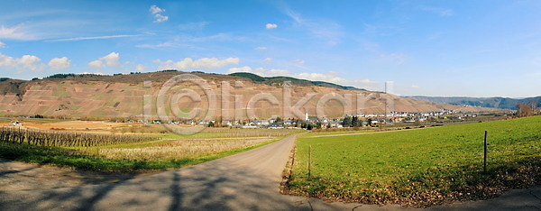 사람없음 JPG 포토 해외이미지 도로 독일 마을 방법 봄 와인 주택 파노라마 포도나무 포도밭 풍경 해외202004 해외포토