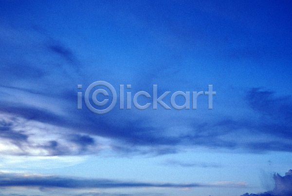 사람없음 JPG 포토 구름(자연) 날씨 먹구름 야외 자연 풍경(경치) 하늘 흐림