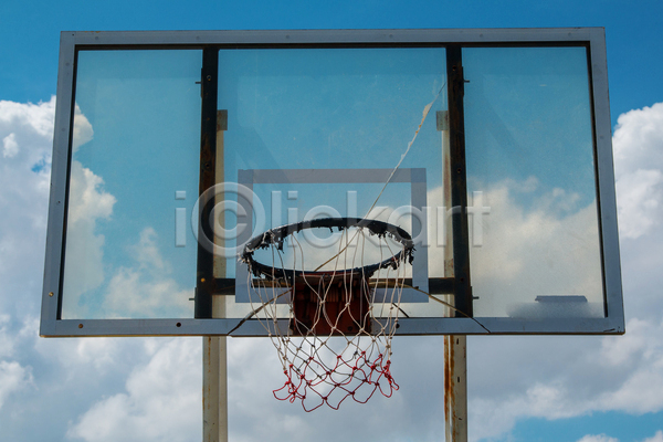 청춘(젊음) 사람없음 JPG 포토 해외이미지 구름(자연) 농구 농구대 야외 파란색 하늘 해외202004