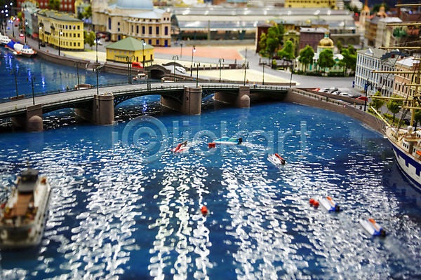 사람없음 JPG 포토 해외이미지 강 다리(건축물) 도시 미니어처 배(교통) 오브젝트 장난감 해외202004