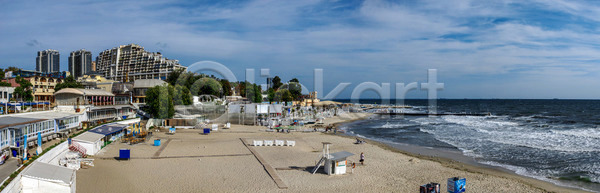 산책 사람없음 JPG 포토 해외이미지 가을 건물 건축양식 도시 바다 산책로 식당 야외 여행 우크라이나 유럽 자연 지역 태양 파노라마 풍경 항구 해외202004 해외포토 휴가 휴양지