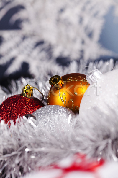 사람없음 JPG 포토 해외이미지 12월 가족 겨울 매달리기 빛 산타클로스 선물 원형 의식 자르기 장식 장식볼 크리스마스 크리스마스이브 크리스마스장식 크리스마스카드 크리스마스트리 해외202004