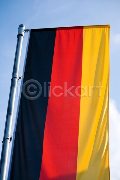 사람없음 JPG 포토 해외이미지 검은색 깃발 노란색 독일 물결 바람 백그라운드 빨간색 서유럽 세로 유럽 유럽연합 재산 전통 줄무늬 질감 해외202004