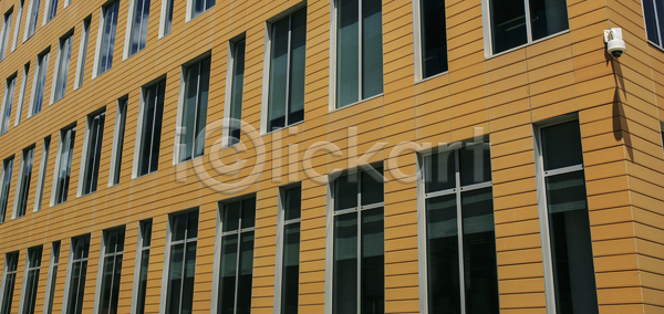 사람없음 JPG 포토 해외이미지 건물 건축양식 고립 고층빌딩 금융 네덜란드 도시 바르셀로나 반사 백그라운드 비즈니스 빛 빨간색 사무실 상업 센터 오렌지 외관 유리 지역 창문 추상 큼 파란색 패턴 하늘 해외202004 해외포토 회사