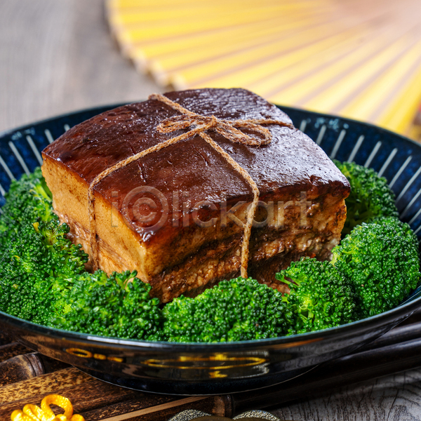 사람없음 JPG 아웃포커스 포토 해외이미지 끈 동파육 돼지고기 브로콜리 실내 접시 중식
