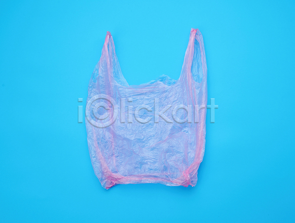 환경오염 사람없음 JPG 포토 하이앵글 해외이미지 비닐 비닐봉투 실내 쓰레기 일회용 파란배경