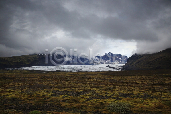 사람없음 JPG 포토 하이앵글 해외이미지 거친 관광지 구름(자연) 그림자 남쪽 눈내림 북쪽 빙하 산 산맥 섬 아이슬란드 얼음 여행 유럽 자연 지역 초록색 풍경(경치) 하늘 휴가 흰색