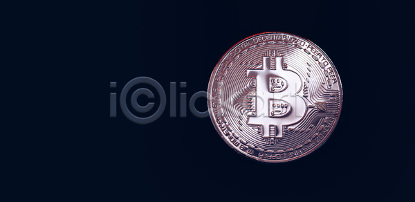 전자상거래 사람없음 JPG 포토 해외이미지 가상 가상화폐 검은배경 검은색 경제 구매 그물 금속 금융 네트워크 돈 동전 디지털 무역 발굴 백그라운드 비즈니스 상업 시장 심볼 암호 웹 인터넷 전자 카피스페이스 컨셉 토막 해외포토 황금