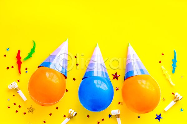 축하 사람없음 JPG 포토 해외이미지 고깔(모자) 꽃가루 노란색 백그라운드 별 젤리 카피스페이스 코끼리피리 풍선