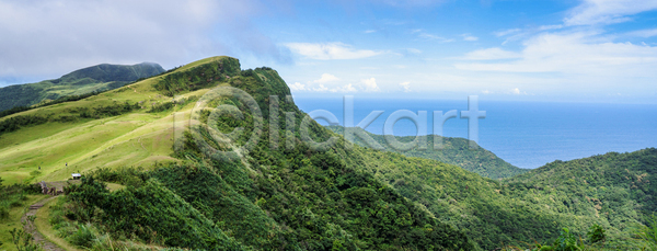 동양인 사람없음 JPG 포토 해외이미지 계곡 공원 구름 나무 내추럴 농경지 농장 대만 도로 땅 맑음 밭 백그라운드 산 수평선 숲 시골 아시아 야외 언덕 여행 오솔길 자국 자연 장면 전국 절정 정상 초록색 풍경 하늘 해외포토