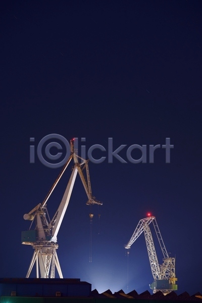 사람없음 JPG 포토 해외이미지 기중기 밤하늘 산업시설 산업현장 야간 야외 조선소 중장비