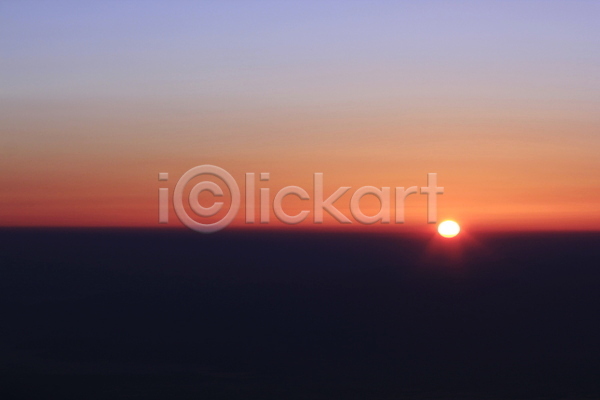 사람없음 JPG 포토 해외이미지 산 수평선 연기 일출 자연 태양 파노라마 풍경(경치) 하늘
