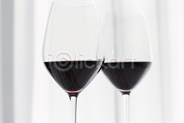사람없음 JPG 포토 해외이미지 두잔 레드와인 실내 와인 와인잔 흰배경
