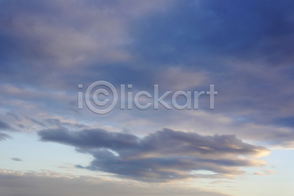 침묵 사람없음 JPG 포토 해외이미지 구름(자연) 날씨 바닐라 백그라운드 빛 야간 여름(계절) 일몰 일출 자연 장면 저녁 추상 컬러풀 태양 파란색 풍경(경치) 하늘 햇빛 황혼
