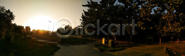 사람없음 JPG 포토 해외이미지 계절 구름 나무 날씨 내추럴 노란색 맑음 물 바다 반사 백그라운드 벽지 봄 빛 빨간색 새벽 수평선 아침 야외 어둠 여름 여행 오렌지 일몰 일출 자연 저녁 추상 태양 파도 파란색 풍경 하늘 해외포토 햇빛 황금 황혼 휴가