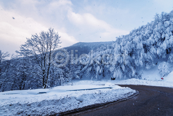 추위 사람없음 JPG 포토 해외이미지 겨울 겨울풍경 교통시설 독일 산 야외 오스트리아 자연 주간 하늘