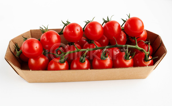 사람없음 JPG 포토 해외이미지 건강식 나뭇가지 농업 농작물 빨간색 숙성 음식 짐싸기 채식주의자 체리 친환경 컨셉 토마토 포장 흰배경